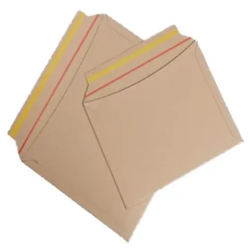 Pochette carton à fermeture adhésive
